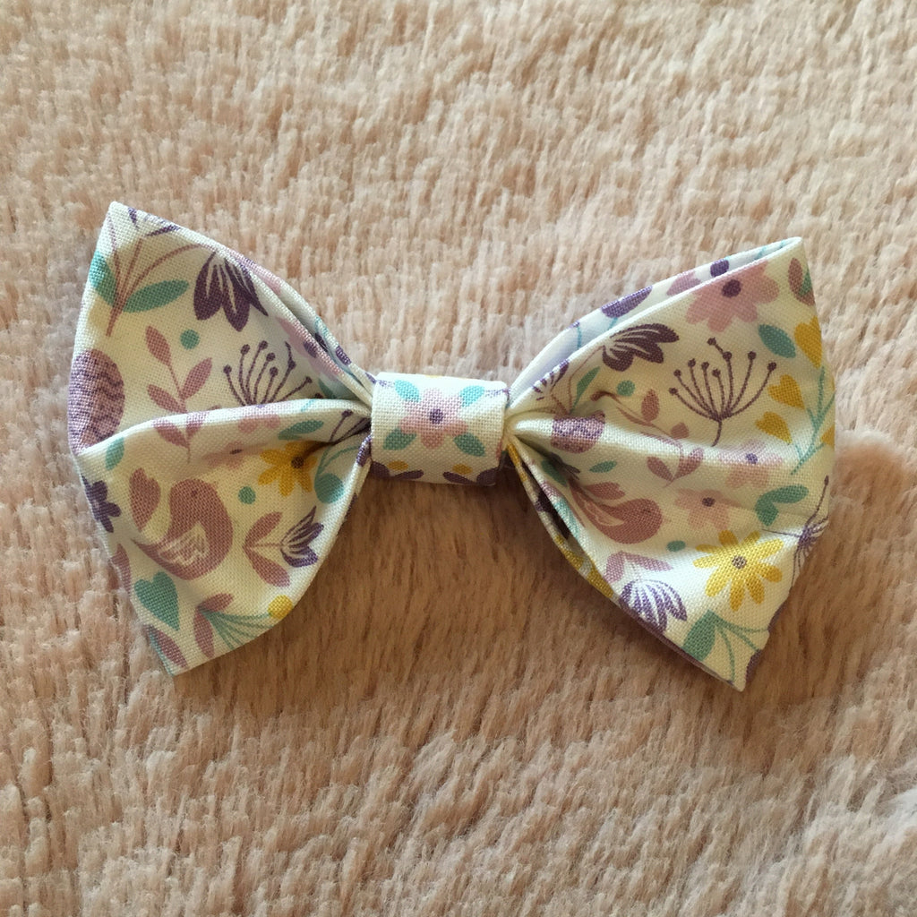Dog Bow Tie Sweet Spring White